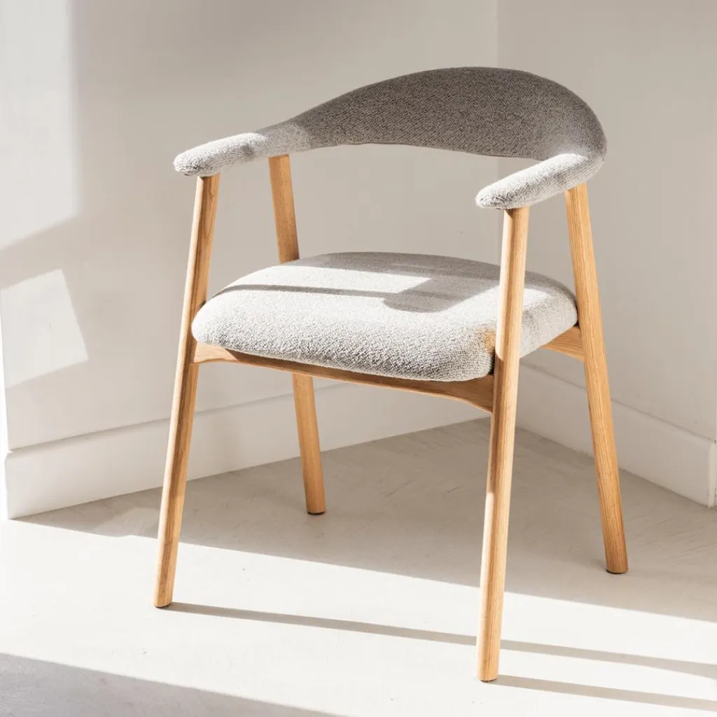 Ygo Armstoel COLETTE Monza Beige - Poot Eik| Stoelen