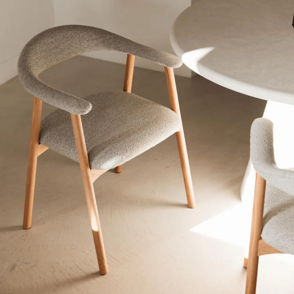 Ygo Armstoel COLETTE Monza Beige - Poot Eik| Stoelen