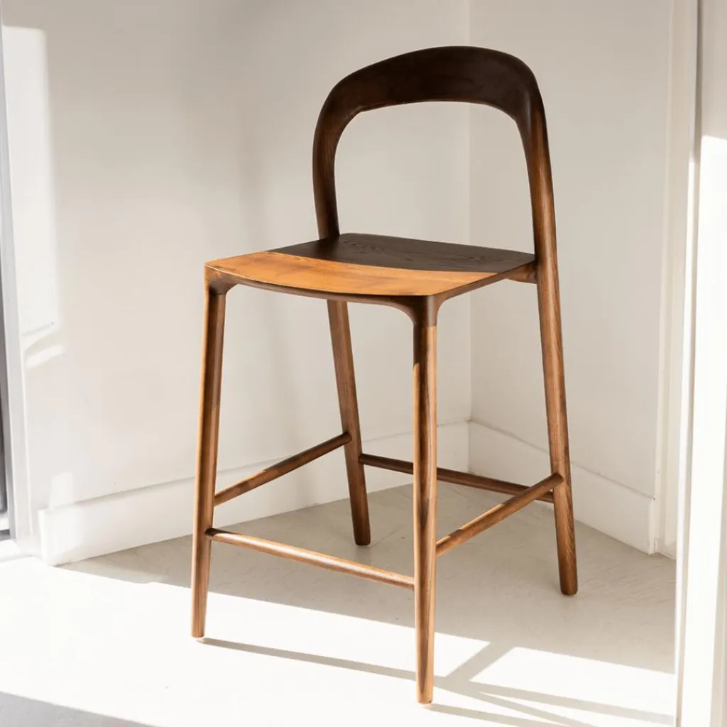 Ygo Barstoel JEPPE Ash Wood Walnut| Barkrukken