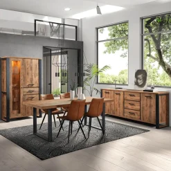 Ygo Eetkamer MADAGASCAR: Dressoir + Glaskast + Tafel 200x100 + 4 stoelen LORRY Cognac| Woon- En Eetkamers