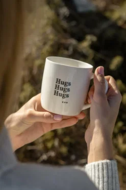 Ygo Mok Hugs Hugs Hugs ?| Servies